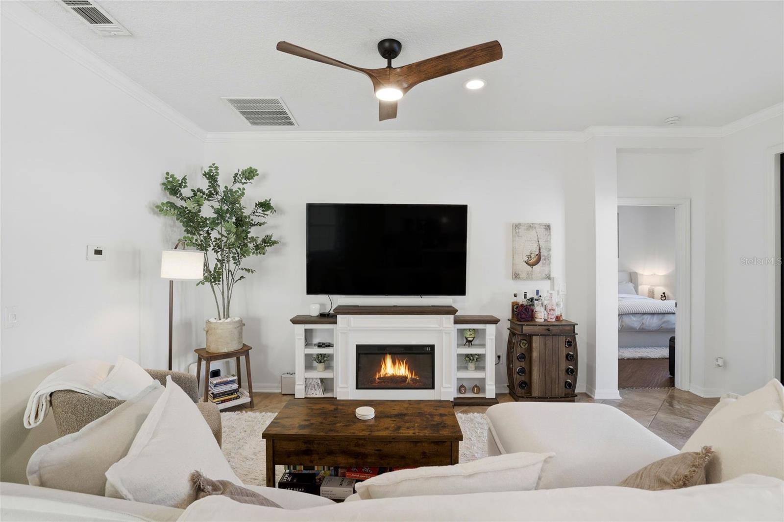 WATERS EDGE/LK NONA 02 A B & - Residential