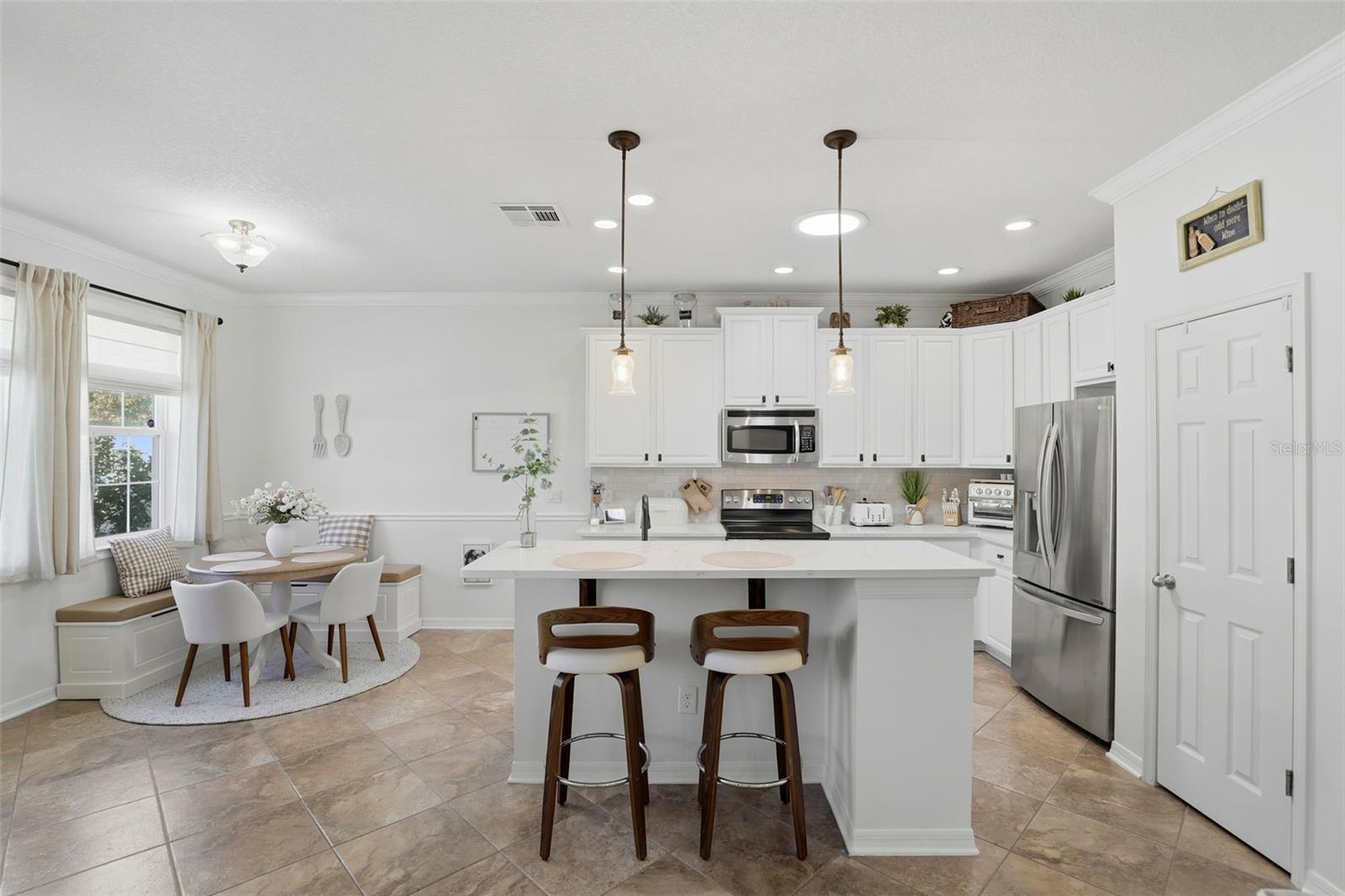 WATERS EDGE/LK NONA 02 A B & - Residential