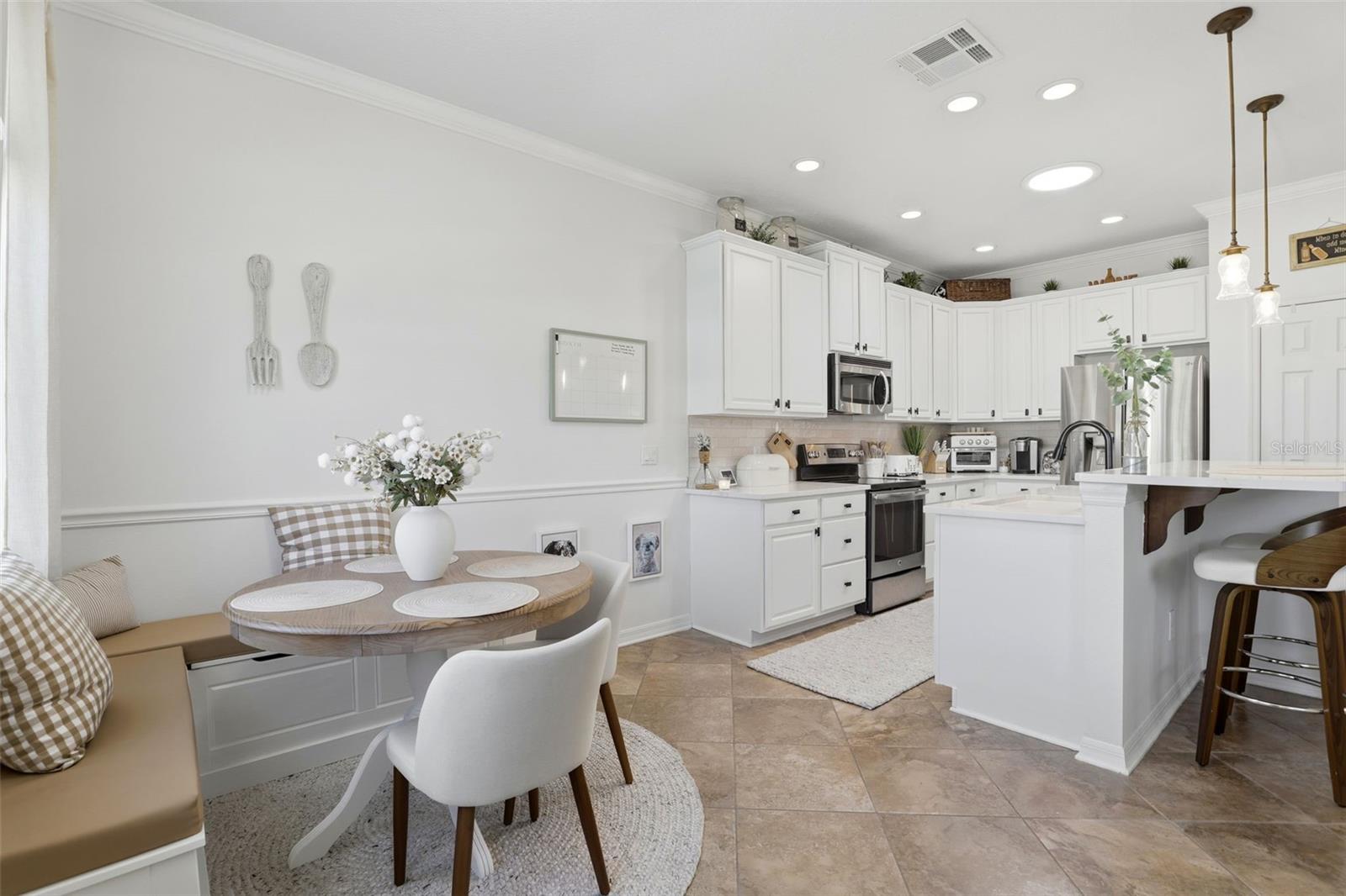 WATERS EDGE/LK NONA 02 A B & - Residential