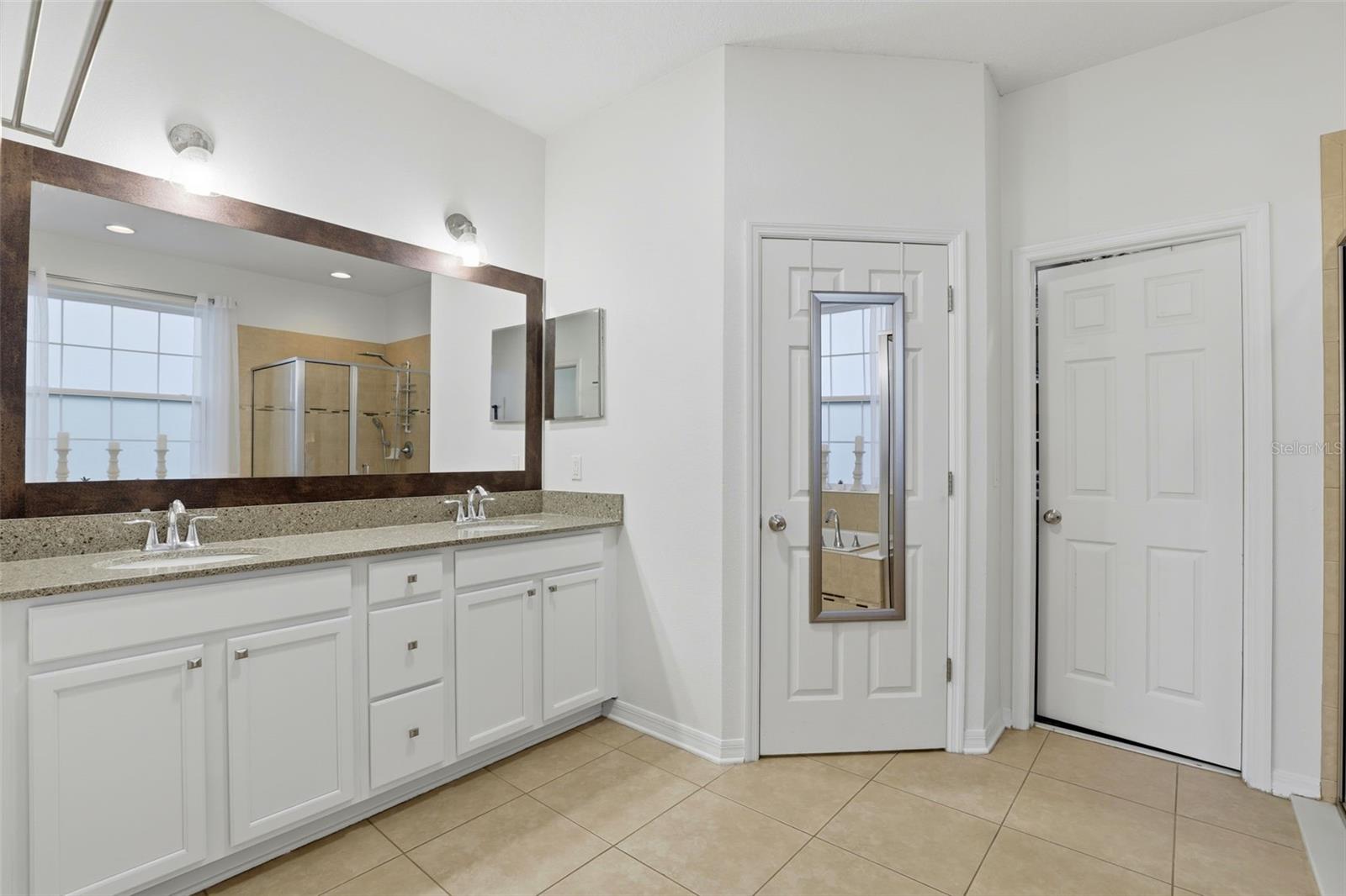 WATERS EDGE/LK NONA 02 A B & - Residential