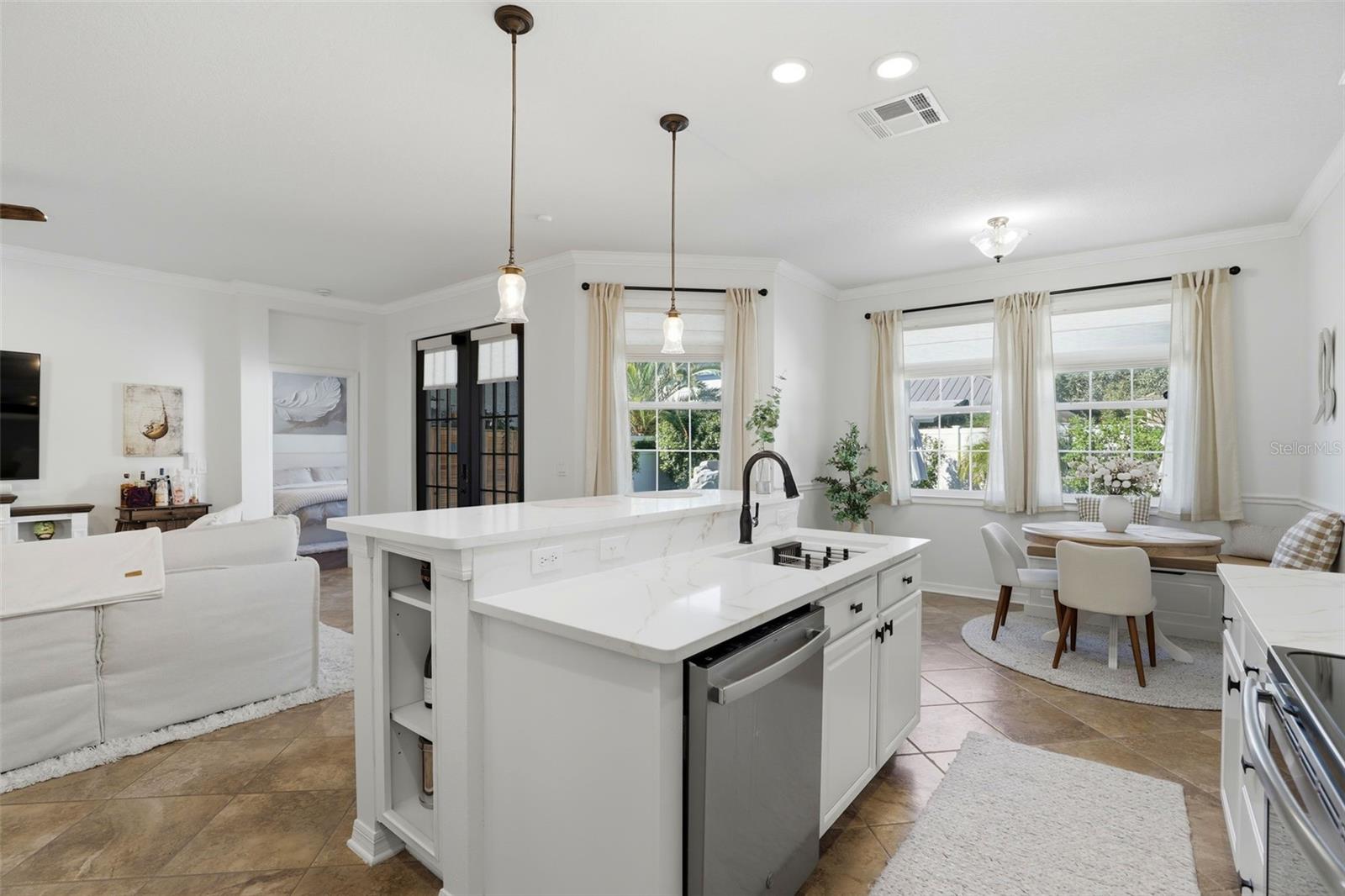 WATERS EDGE/LK NONA 02 A B & - Residential