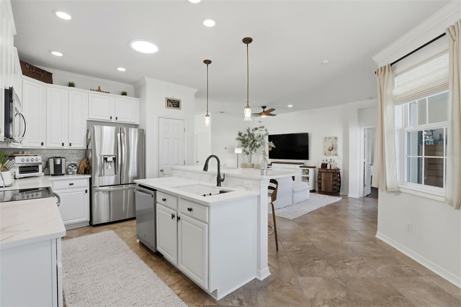 WATERS EDGE/LK NONA 02 A B & - Residential