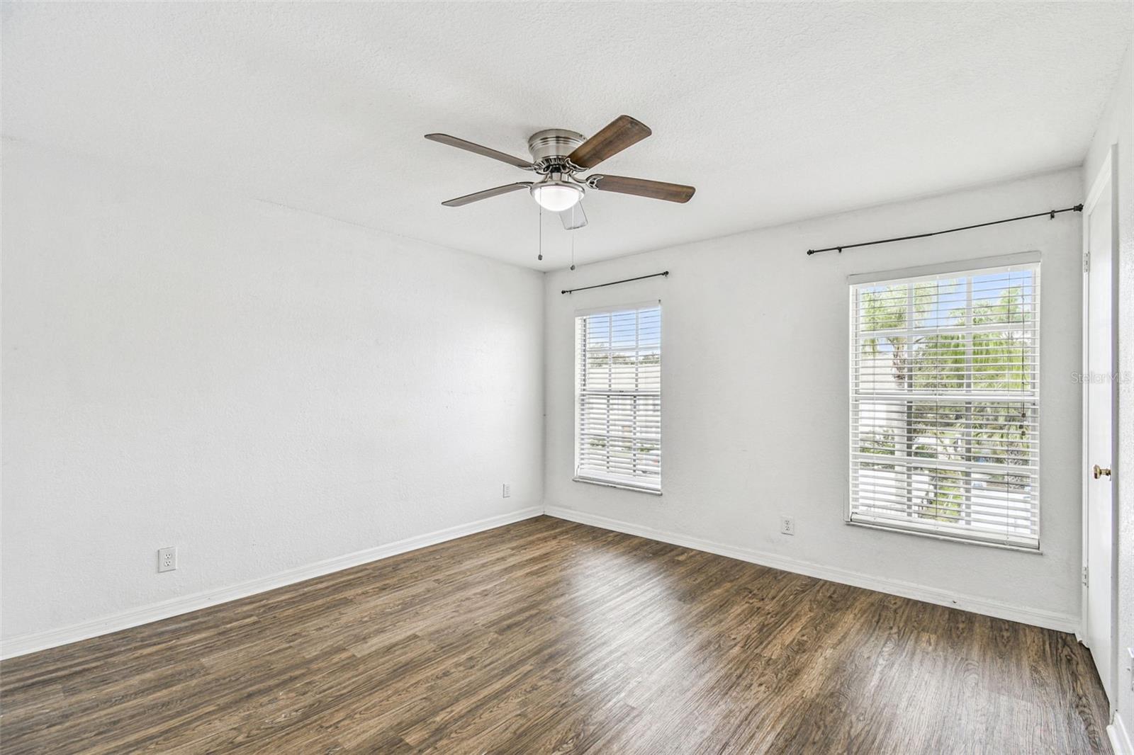 EMBASSY PARK TOWNHOMES - Residential