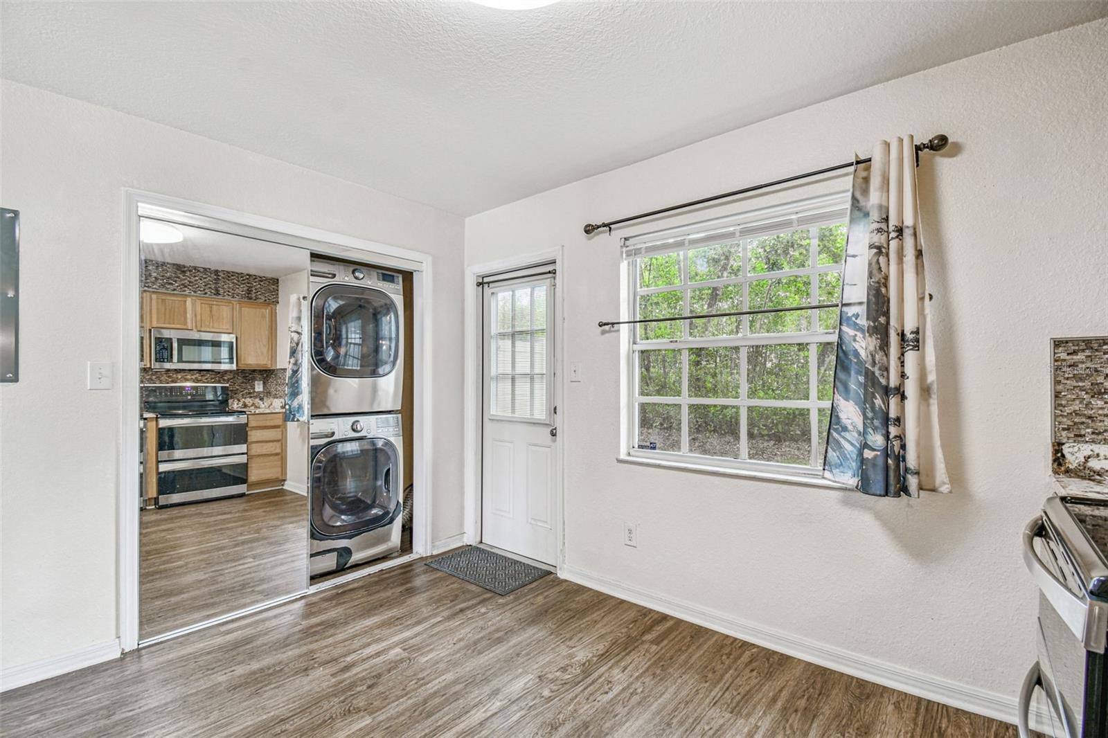 EMBASSY PARK TOWNHOMES - Residential