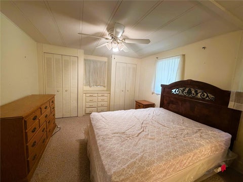 Tiny photo for 209 Jacaranda Drive, Leesburg, FL 34748 (MLS # R4911523)