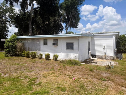 Tiny photo for 209 Jacaranda Drive, Leesburg, FL 34748 (MLS # R4911523)
