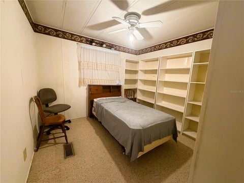 Tiny photo for 209 Jacaranda Drive, Leesburg, FL 34748 (MLS # R4911523)