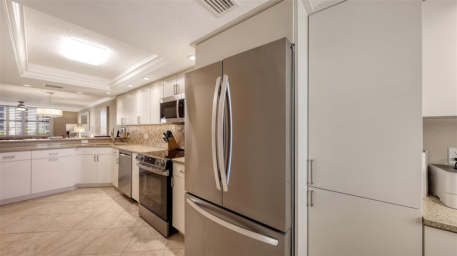 GULF & BAY CLUB PH 2 - Residential