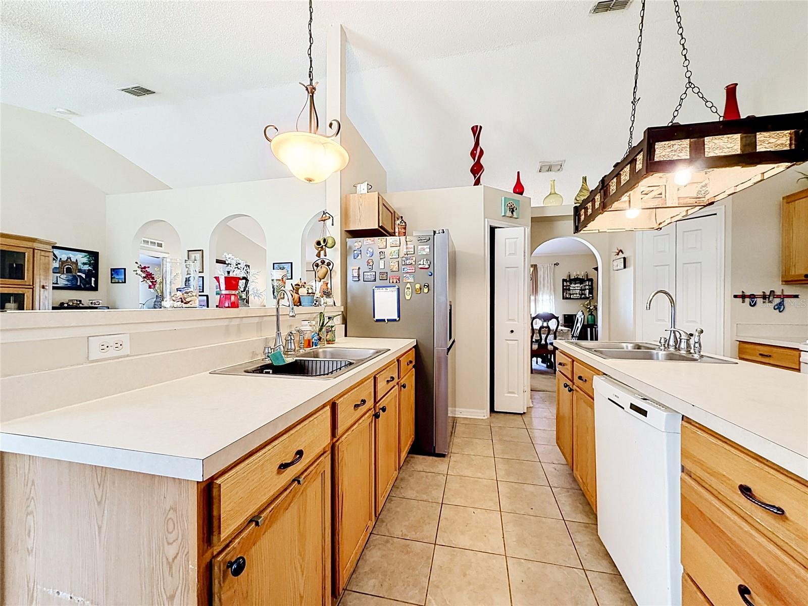GREATER COUNTRY ESTATES - Residential
