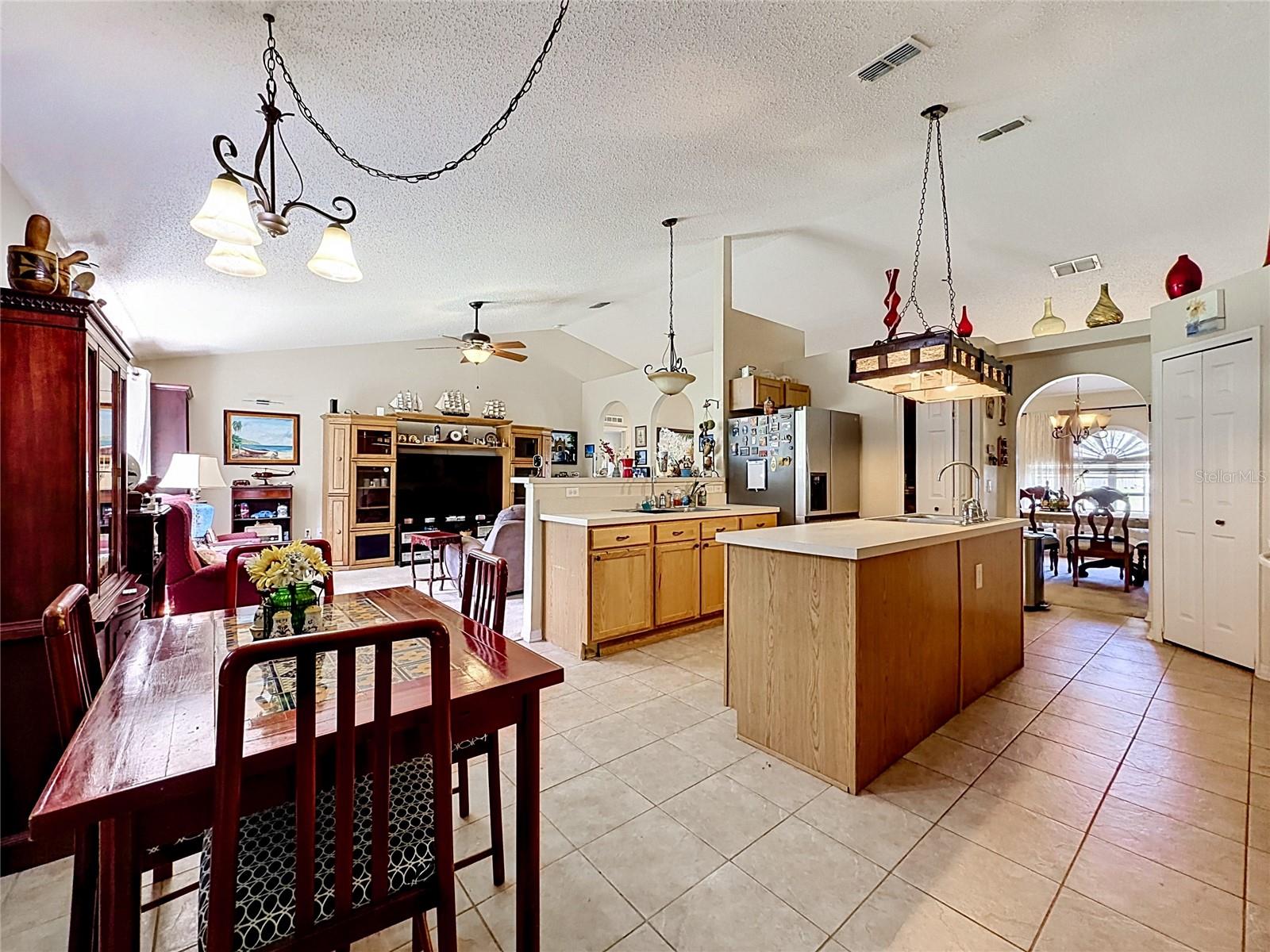 GREATER COUNTRY ESTATES - Residential