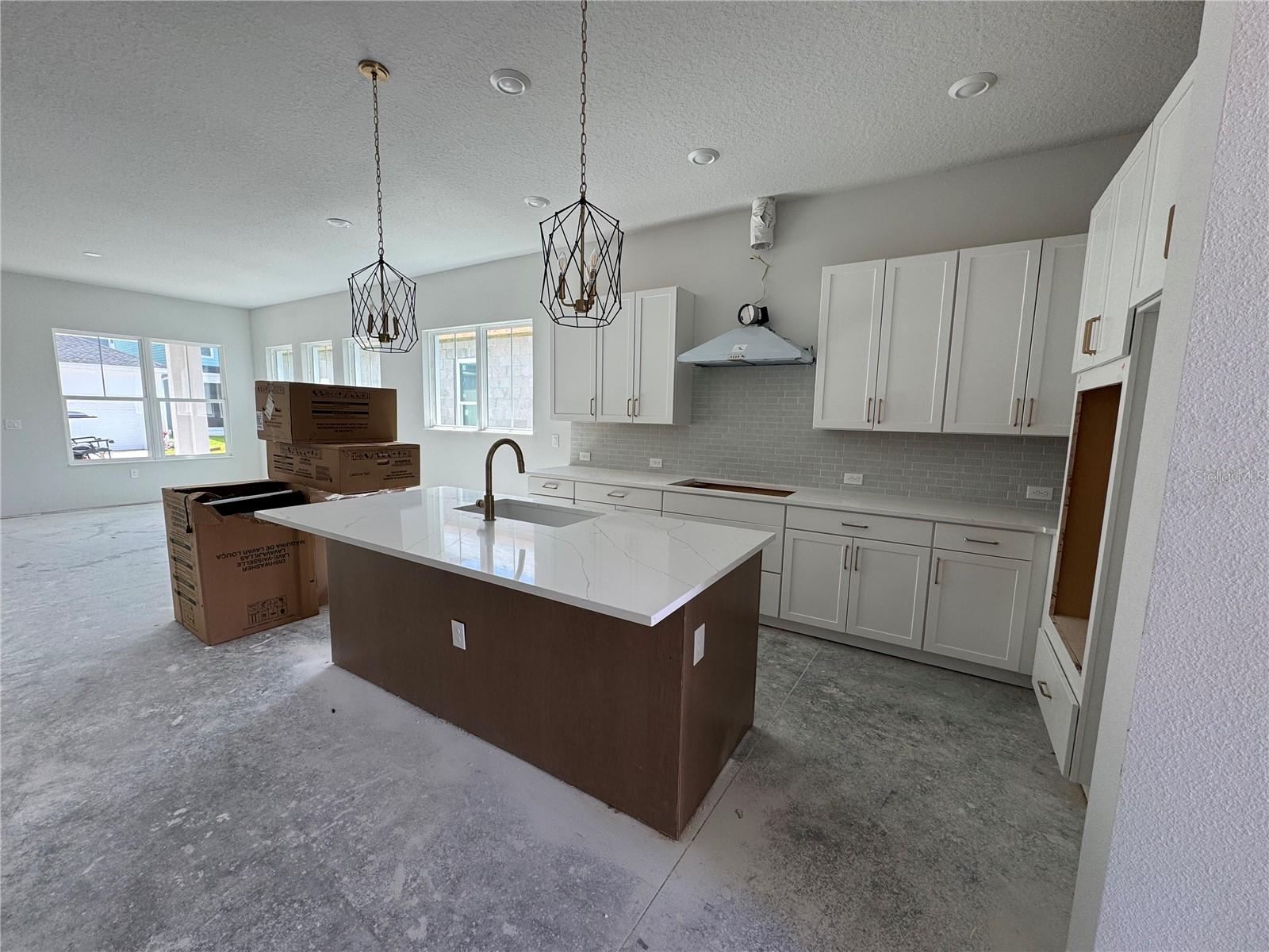 7263 KODIAK LANE