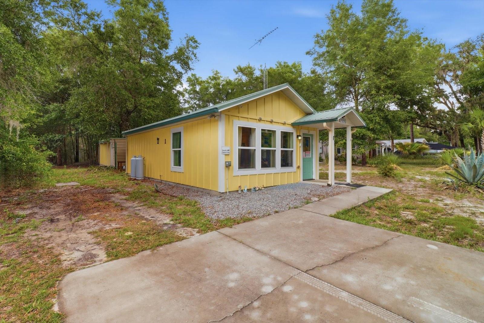 19191 SAINT GEORGE DRIVE