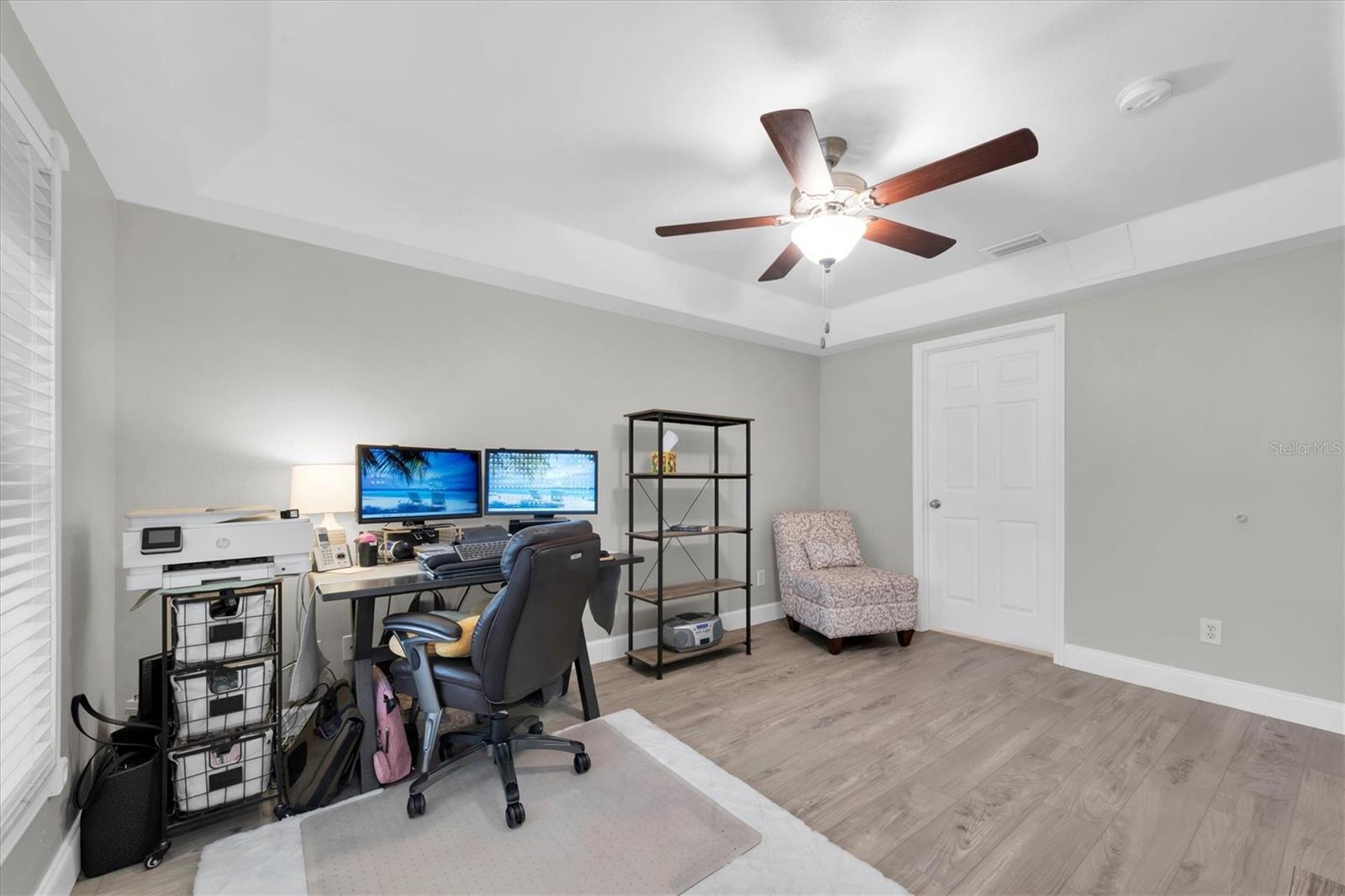 CARROLLWOOD CREEK - Residential