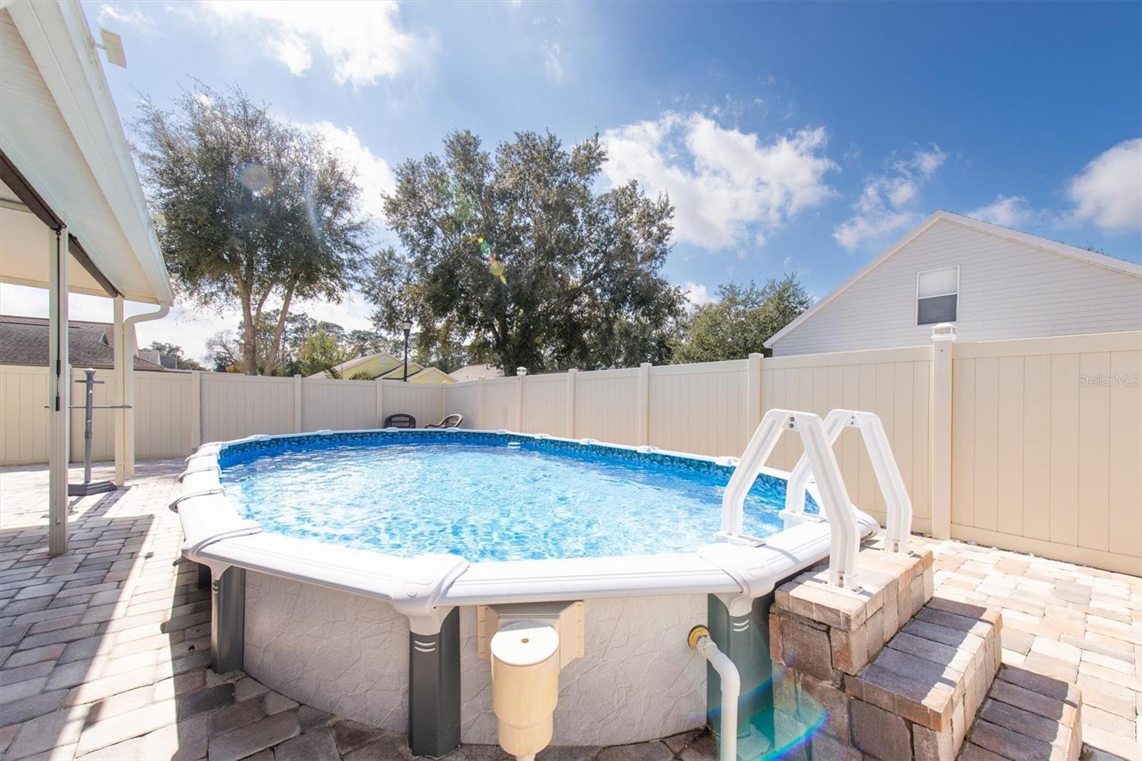 CARROLLWOOD CREEK - Residential