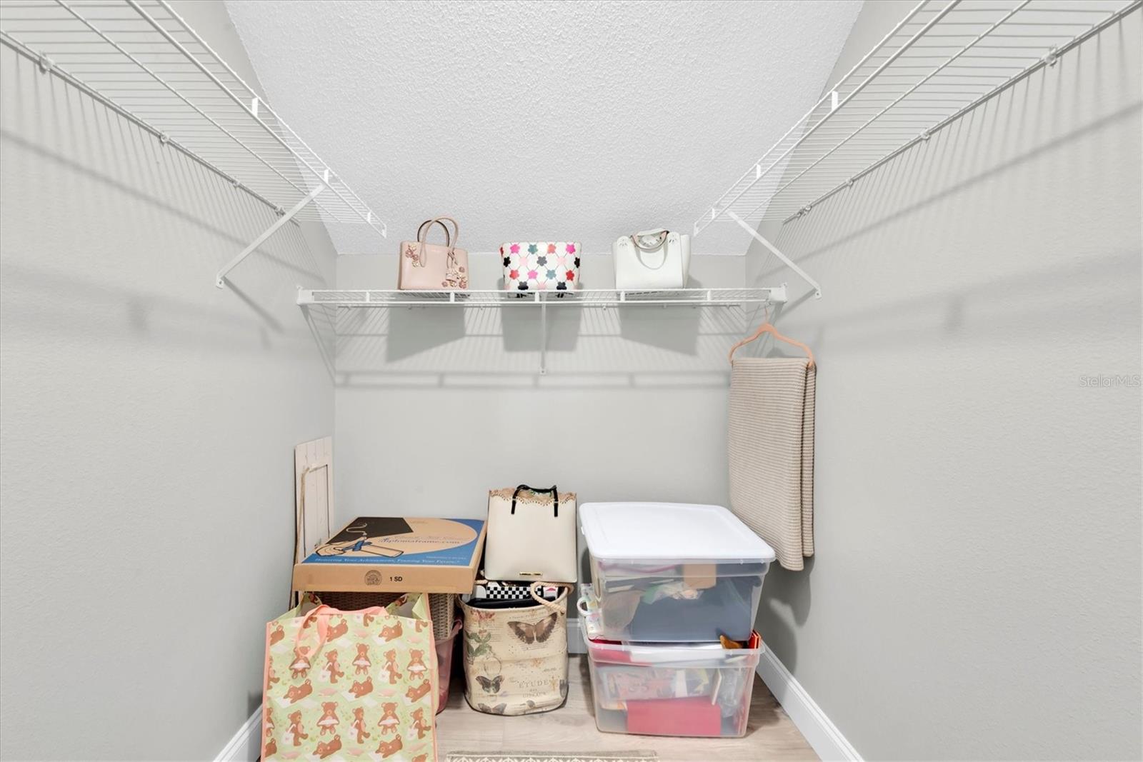 CARROLLWOOD CREEK - Residential