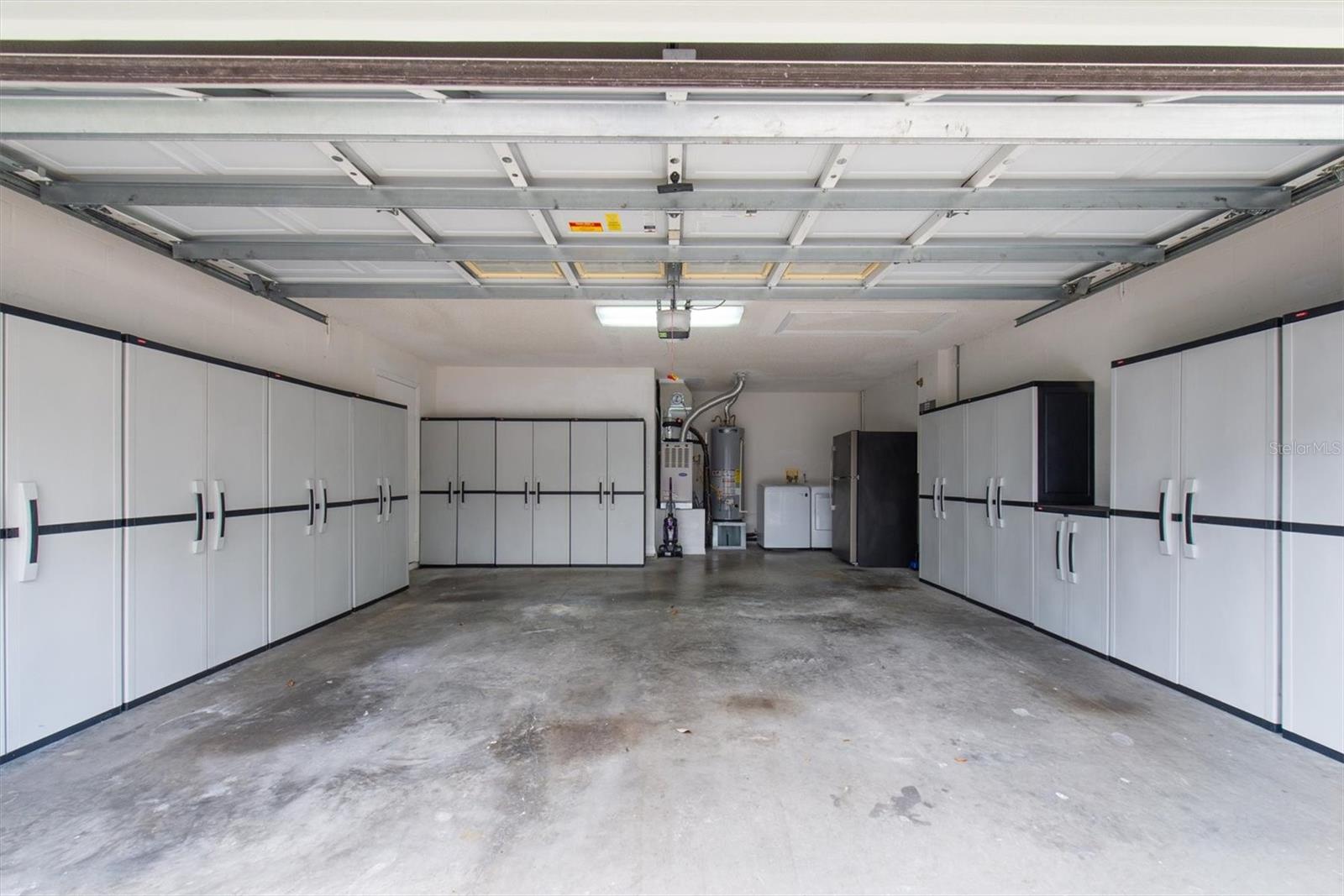 CARROLLWOOD CREEK - Residential