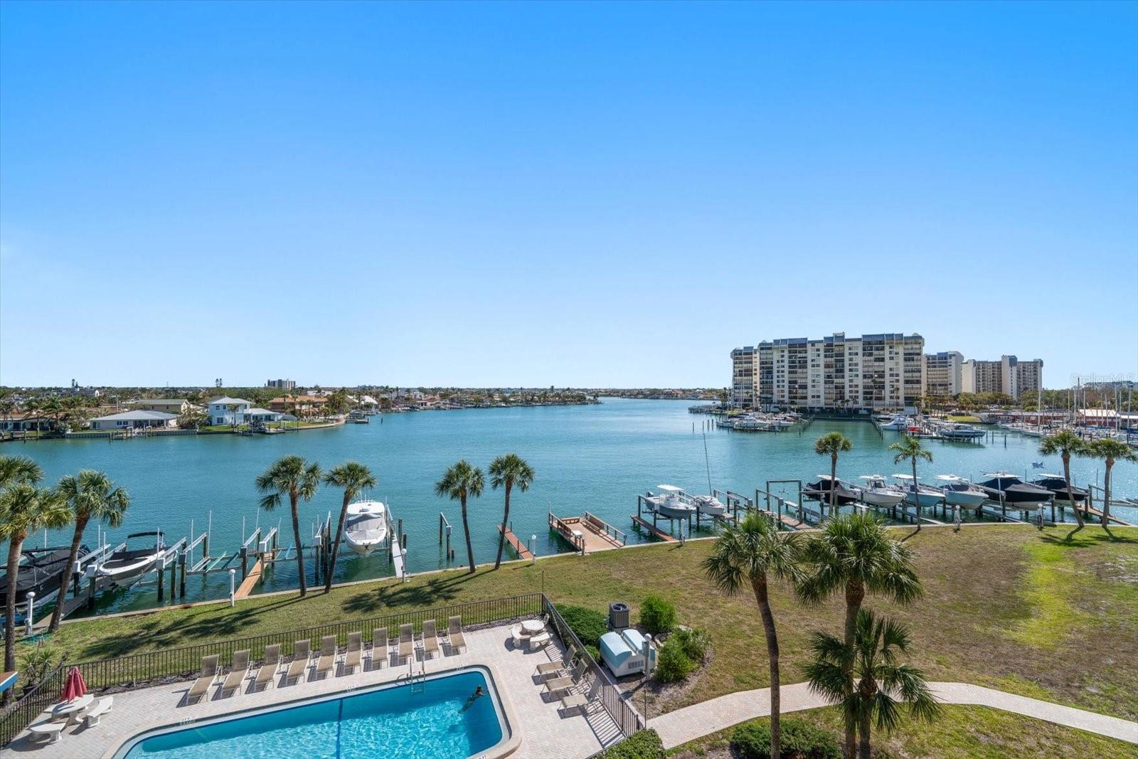 BLIND PASS LAGOONS CONDO - Residential