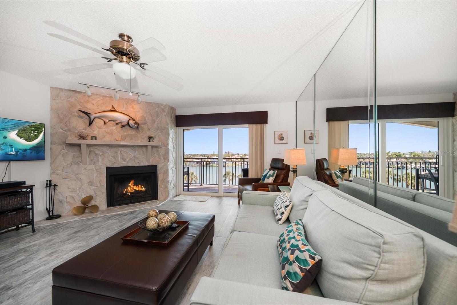 BLIND PASS LAGOONS CONDO - Residential