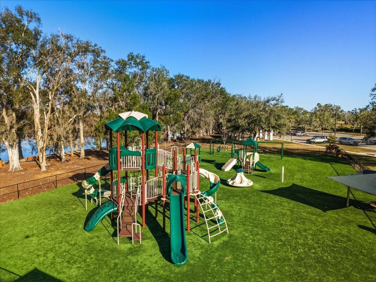 TOWNHOMES AT REGATTA LANDING - Residential