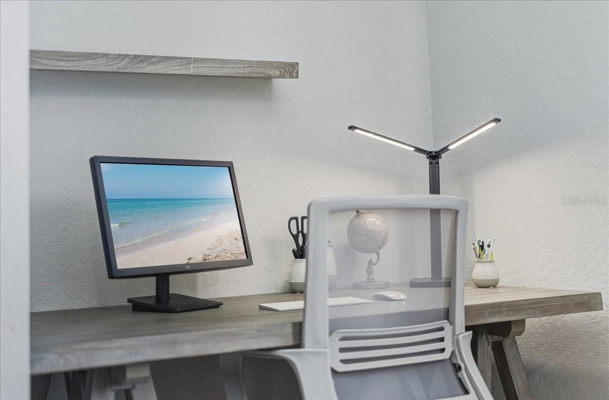 TOWNHOMES AT REGATTA LANDING - Residential