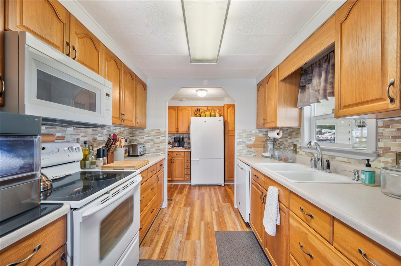 CITRUS WOODS ESTATES - Residential