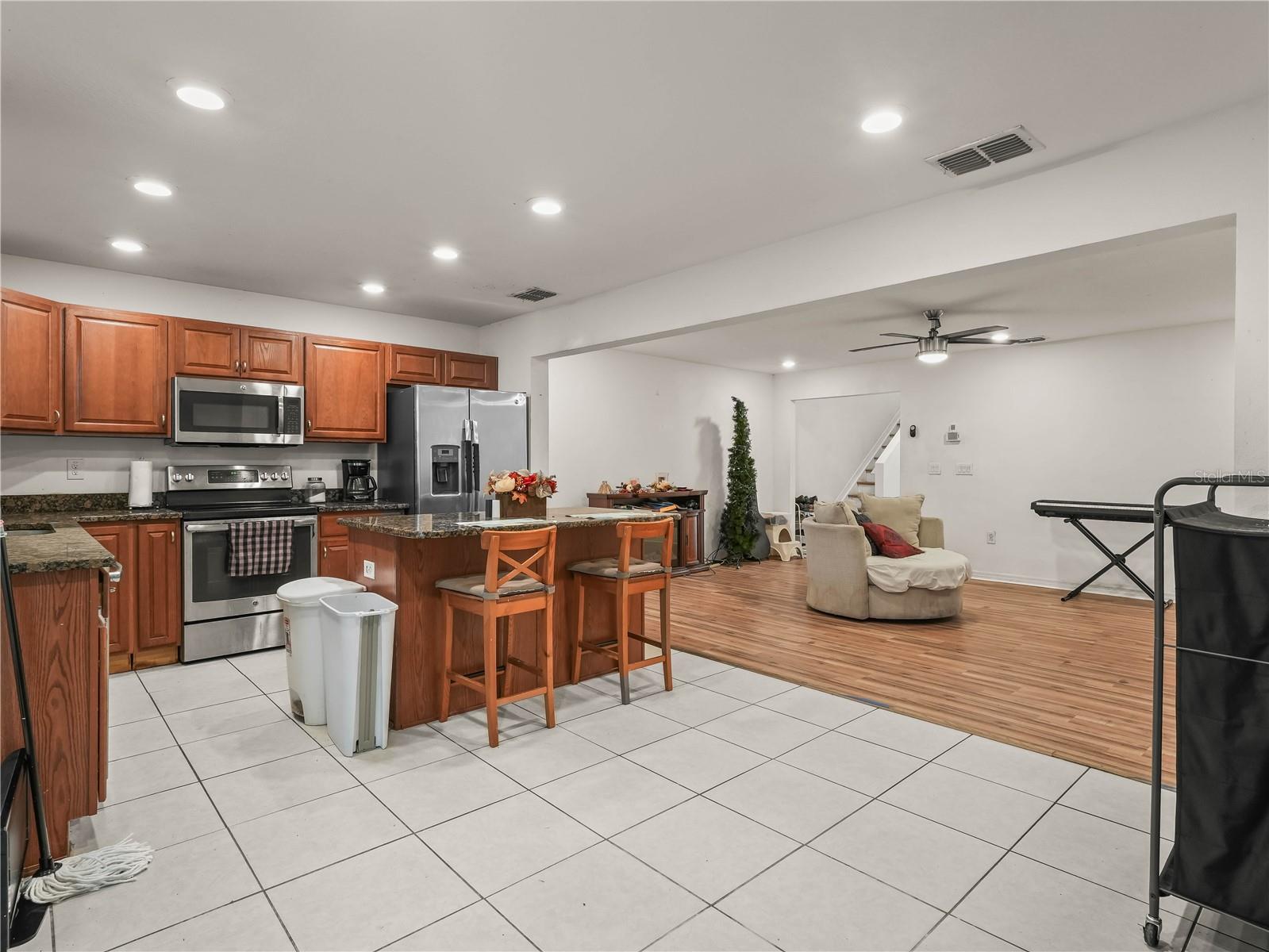 3747 WOODBURY HILL LOOP