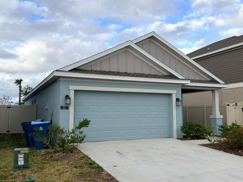 Photo of 207 Aqua Avenue, Davenport, FL 33837 (MLS # O6351325)