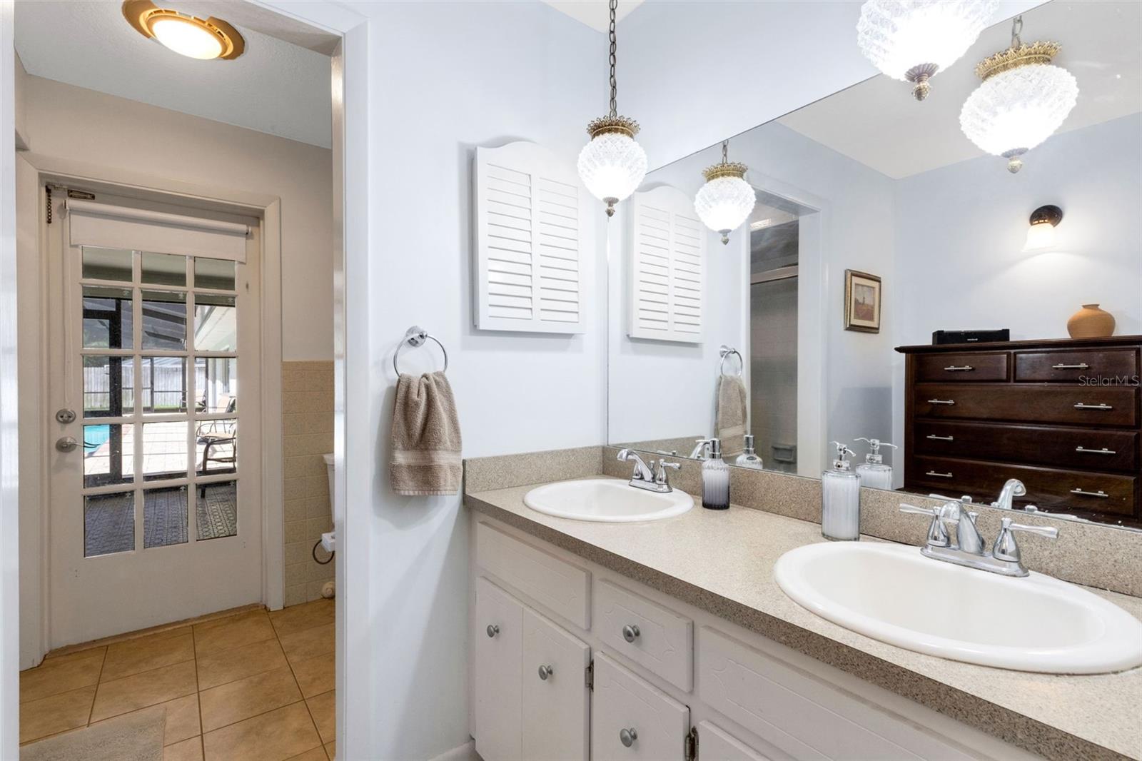 CHRISTINA WOODS - Residential