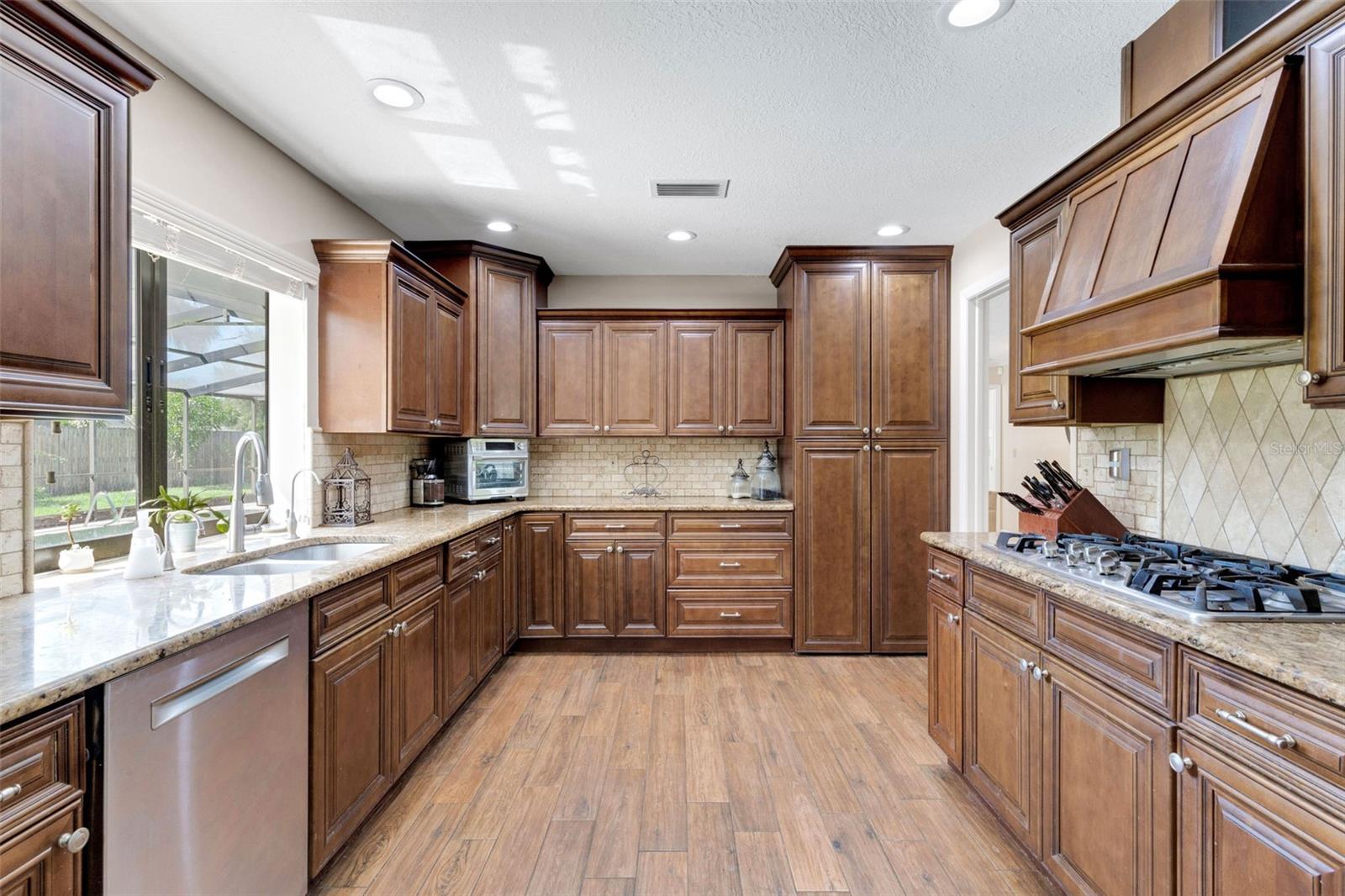 CHRISTINA WOODS - Residential