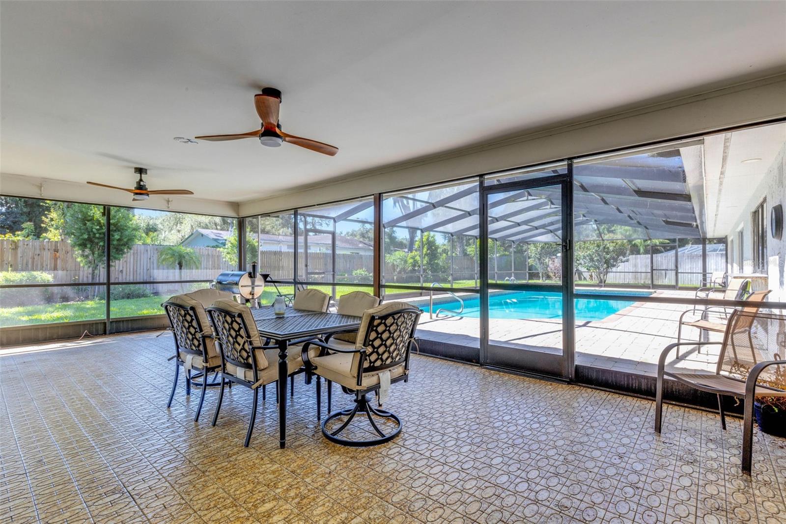 CHRISTINA WOODS - Residential