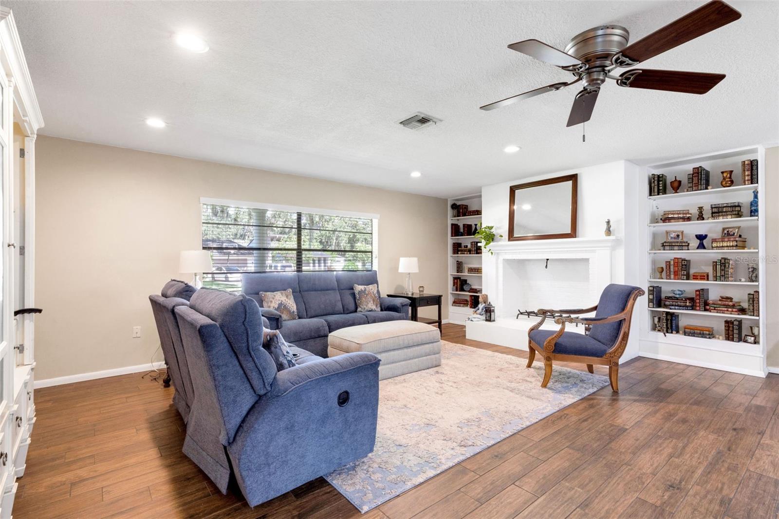 CHRISTINA WOODS - Residential