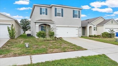 A home in DELAND