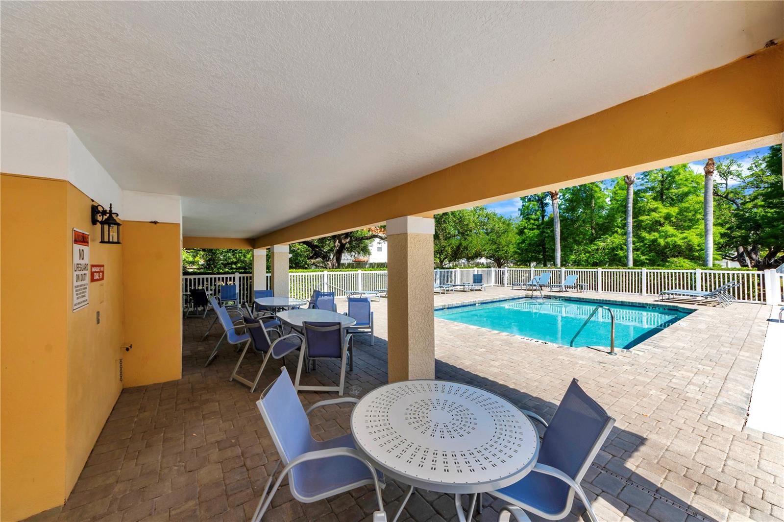 BAYSHORE WEST TWNHMS PH - Residential