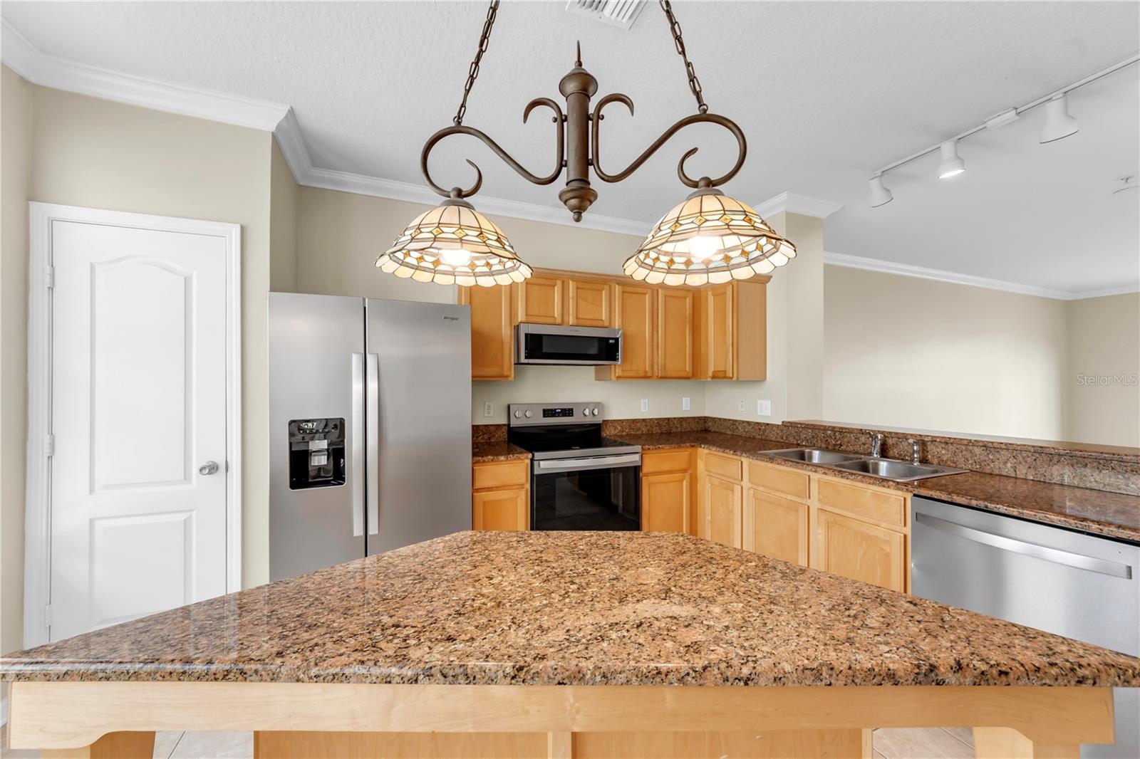BAYSHORE WEST TWNHMS PH - Residential