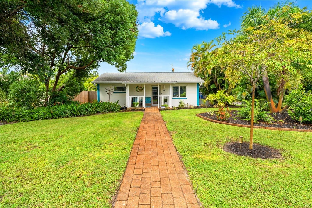 Photo of 3342 40th Street N, St Petersburg, FL 33713 (MLS # TB8552457)