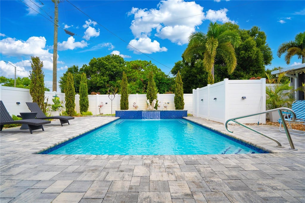 Photo of 3342 40th Street N, St Petersburg, FL 33713 (MLS # TB8552457)