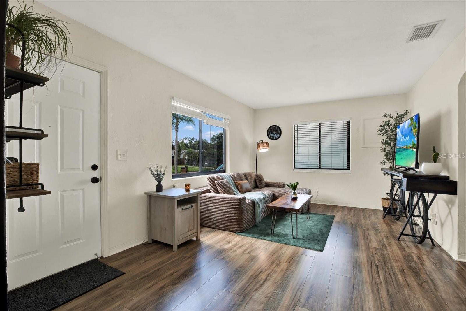 1907 53RD STREET S