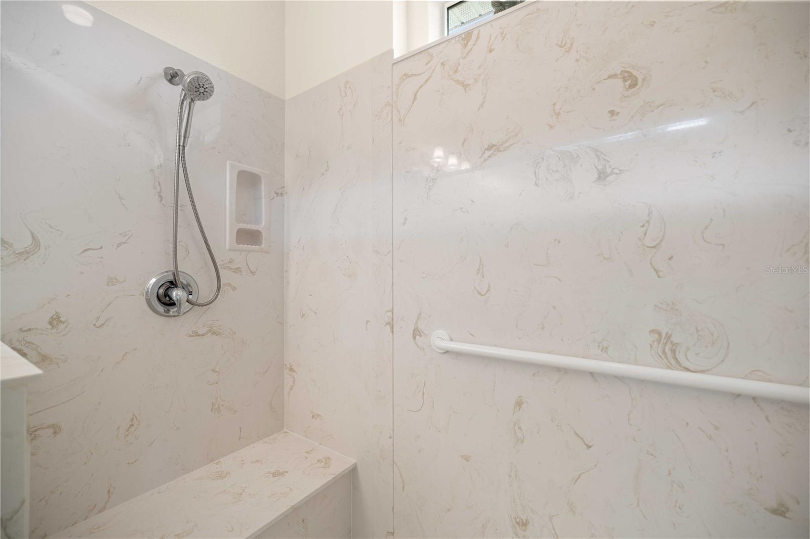 SPRUCE CRK CC SHERWOOD - Residential