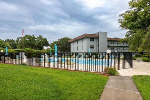 A home in WINTER HAVEN