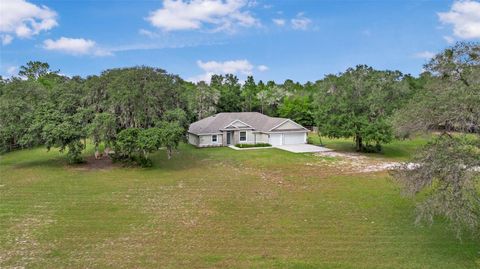 A home in DUNNELLON