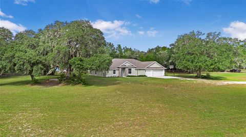 A home in DUNNELLON