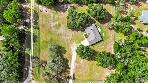 A home in DUNNELLON