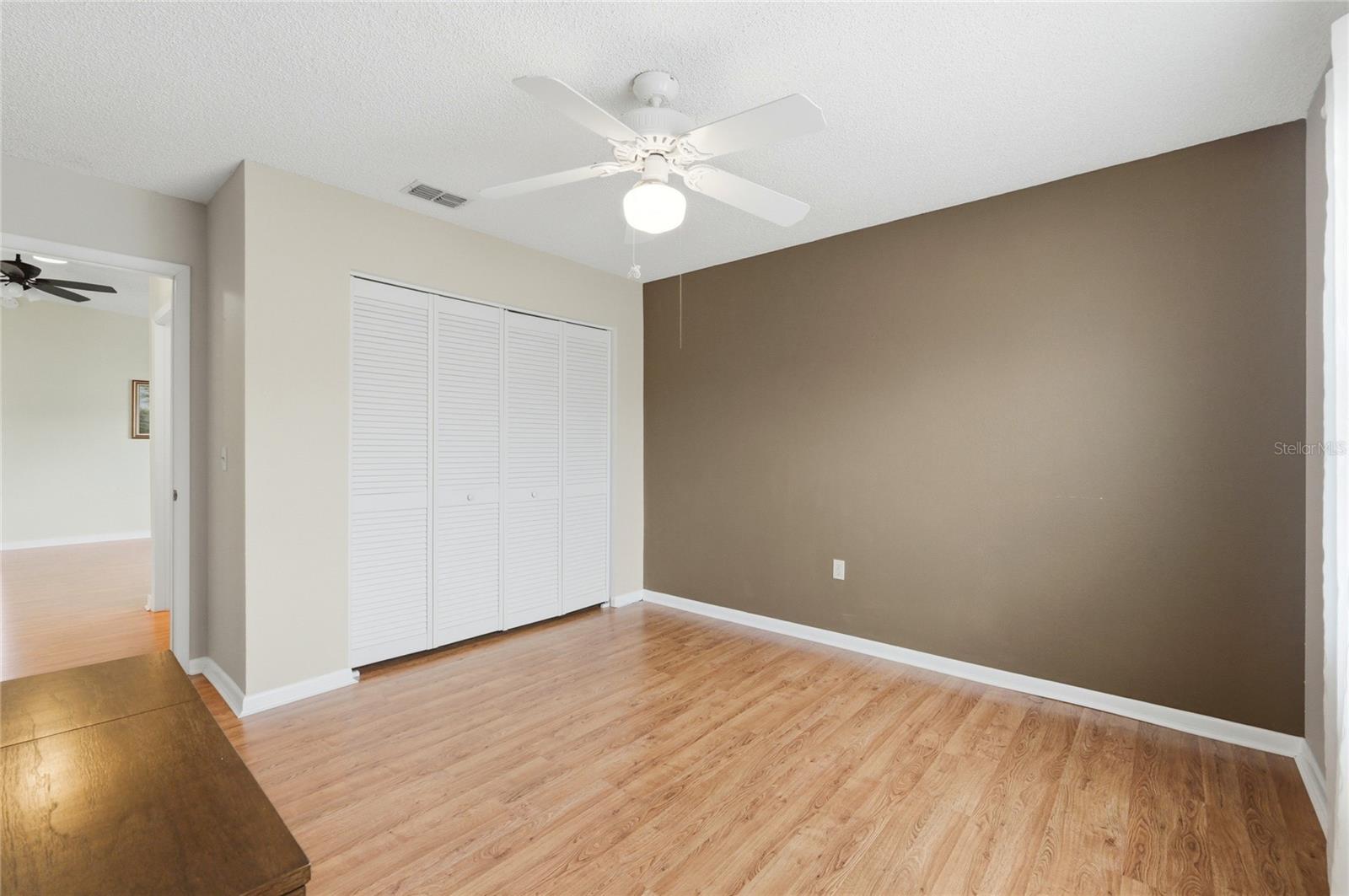 COLONNADES PH 01 - Residential