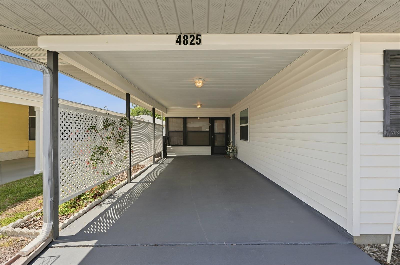 COLONNADES PH 01 - Residential