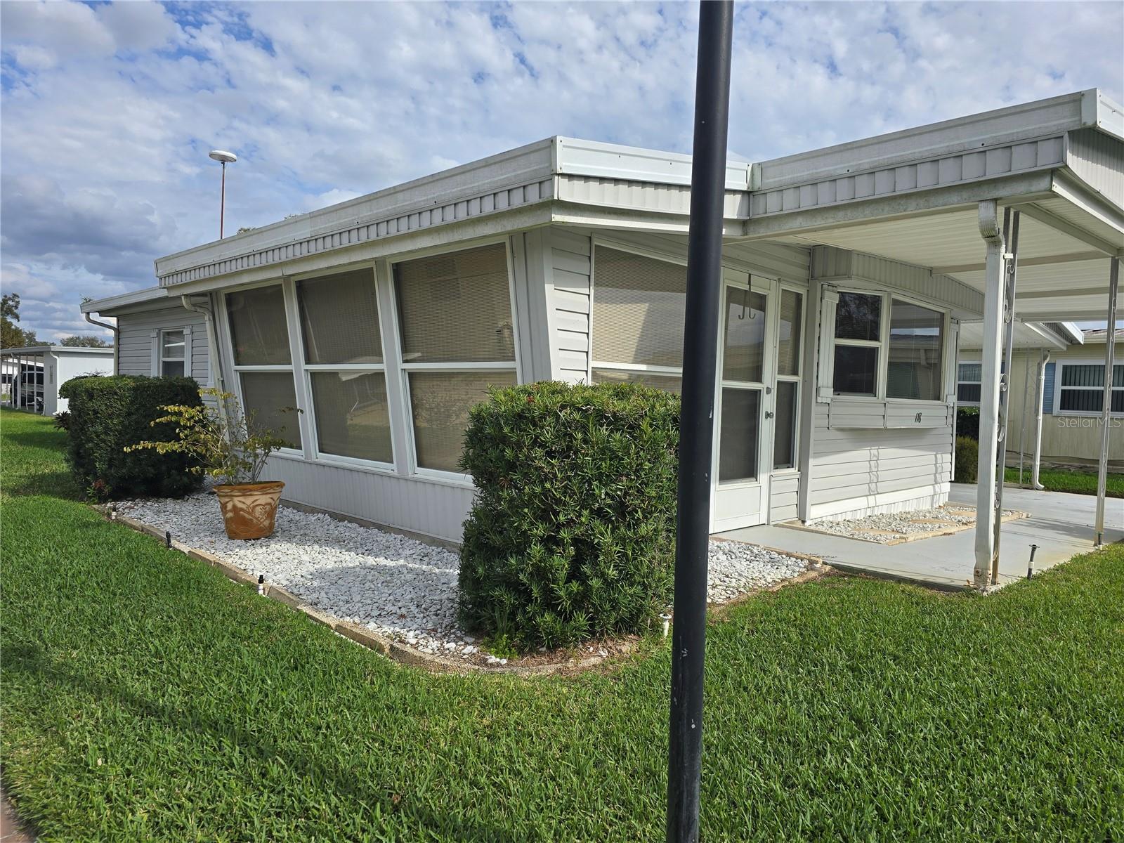 ARIANA SHORES MHP - Residential