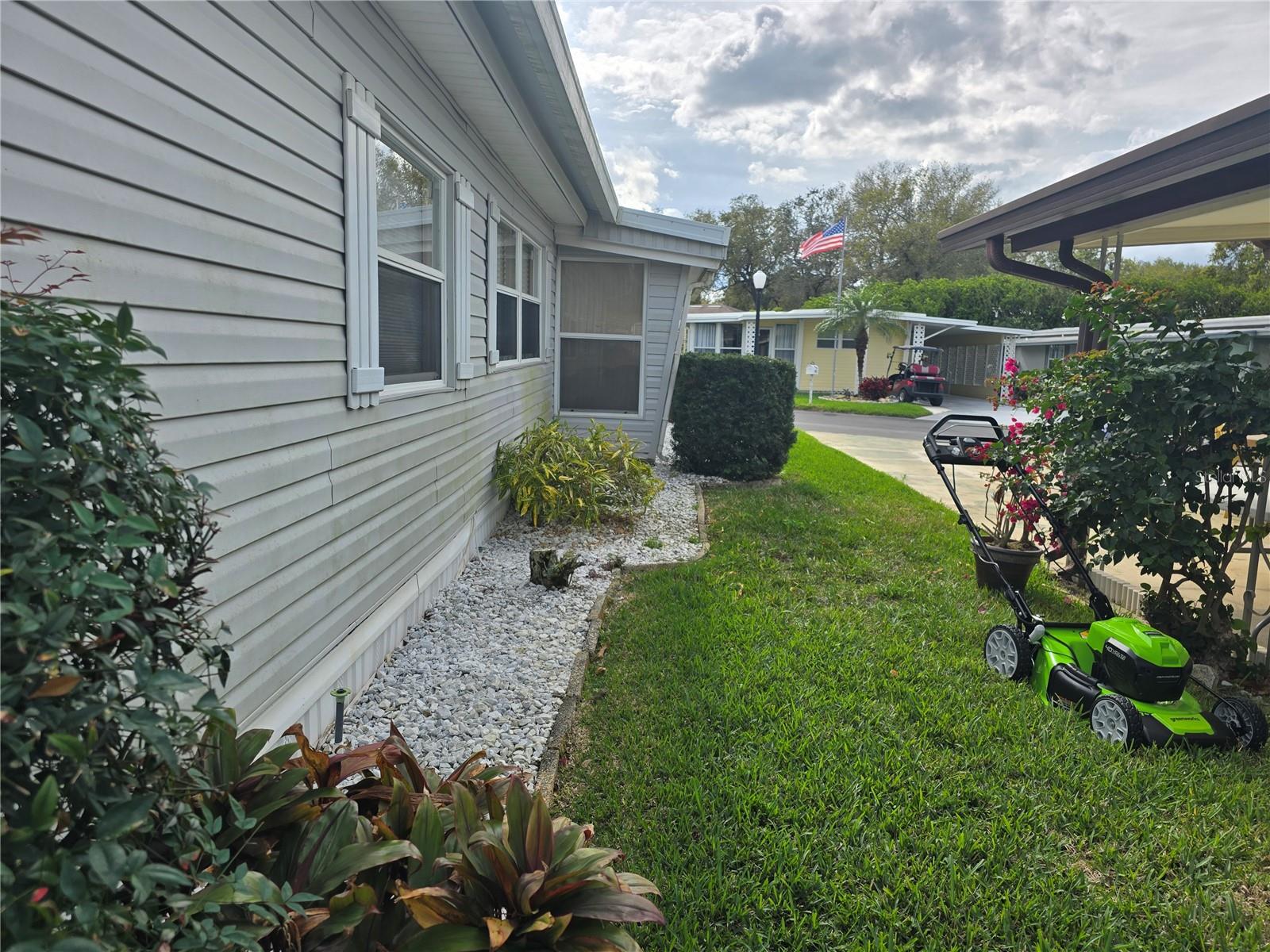 ARIANA SHORES MHP - Residential