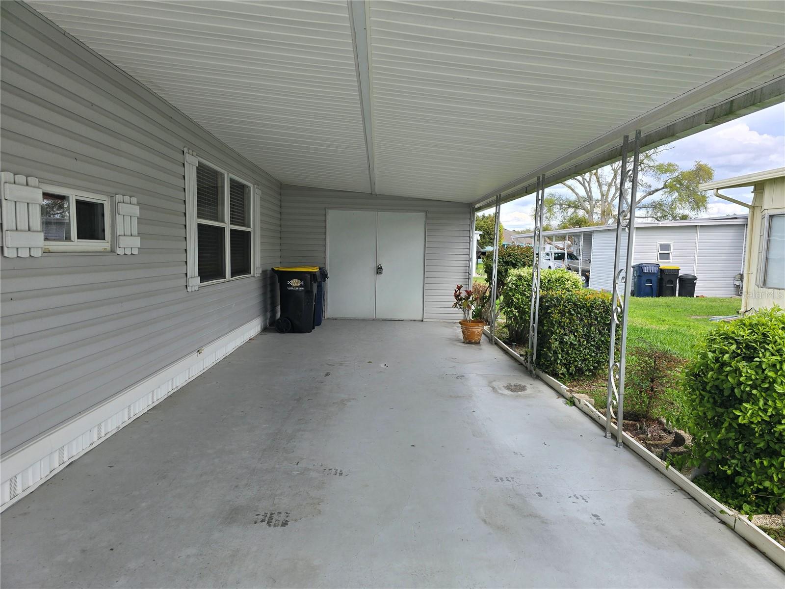 ARIANA SHORES MHP - Residential