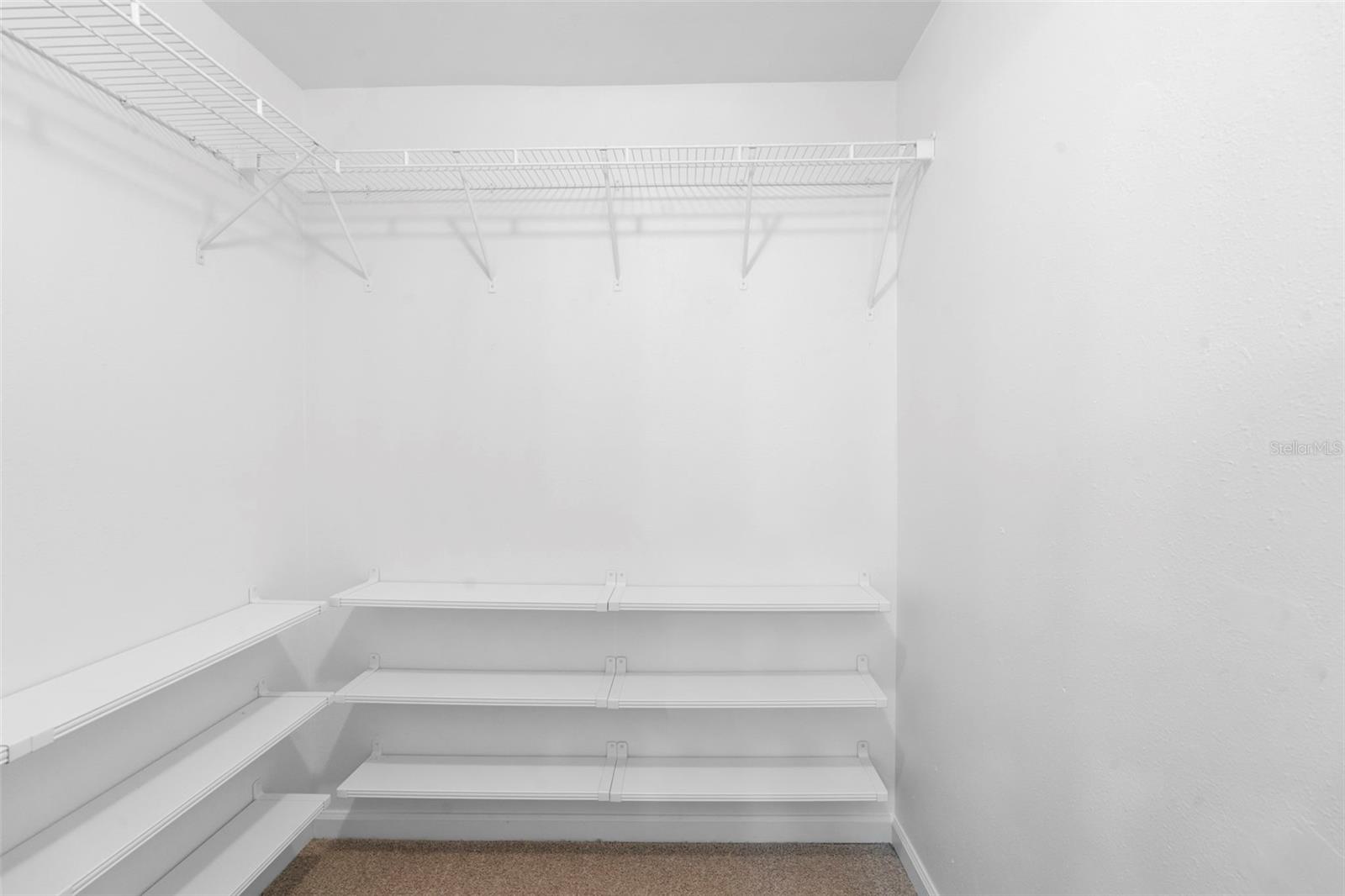 OAKTREE VILLAGE - Residential