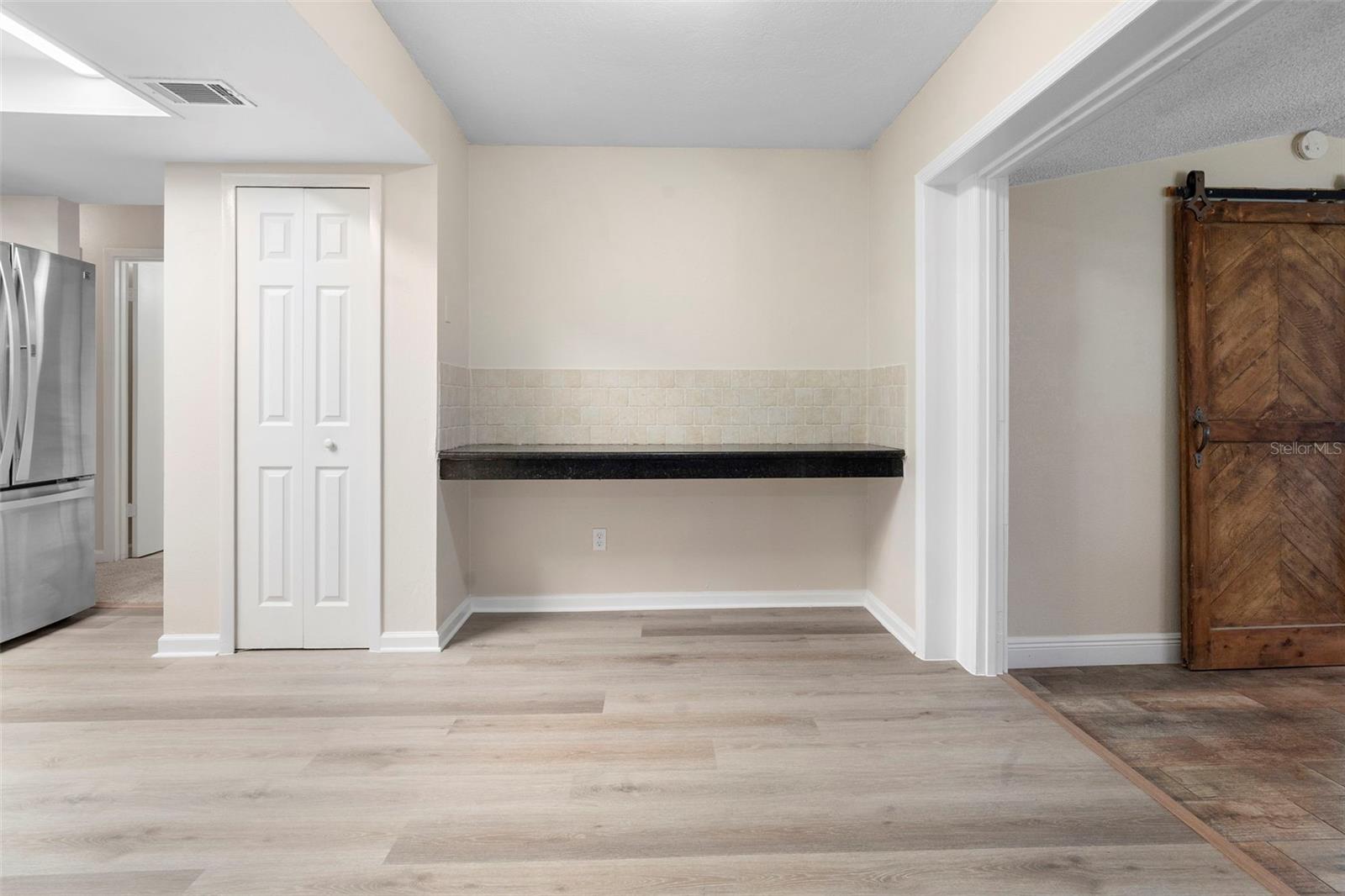 OAKTREE VILLAGE - Residential