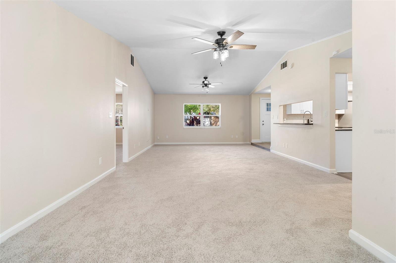 OAKTREE VILLAGE - Residential